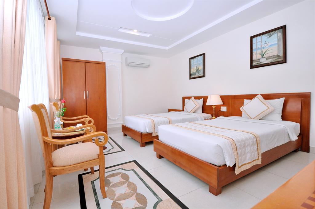 Tan Hoang Long Hotel Хошимін Екстер'єр фото