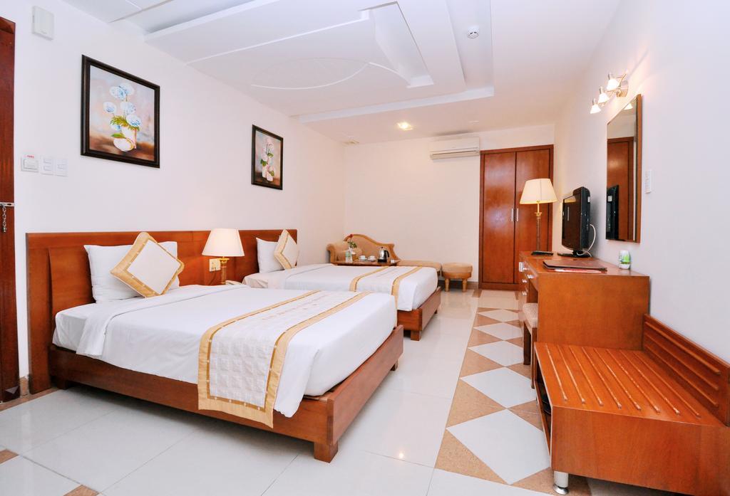 Tan Hoang Long Hotel Хошимін Екстер'єр фото